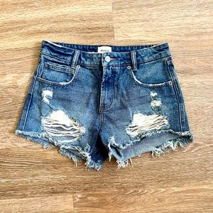 RVCA boyfriend jean shorts size 25
